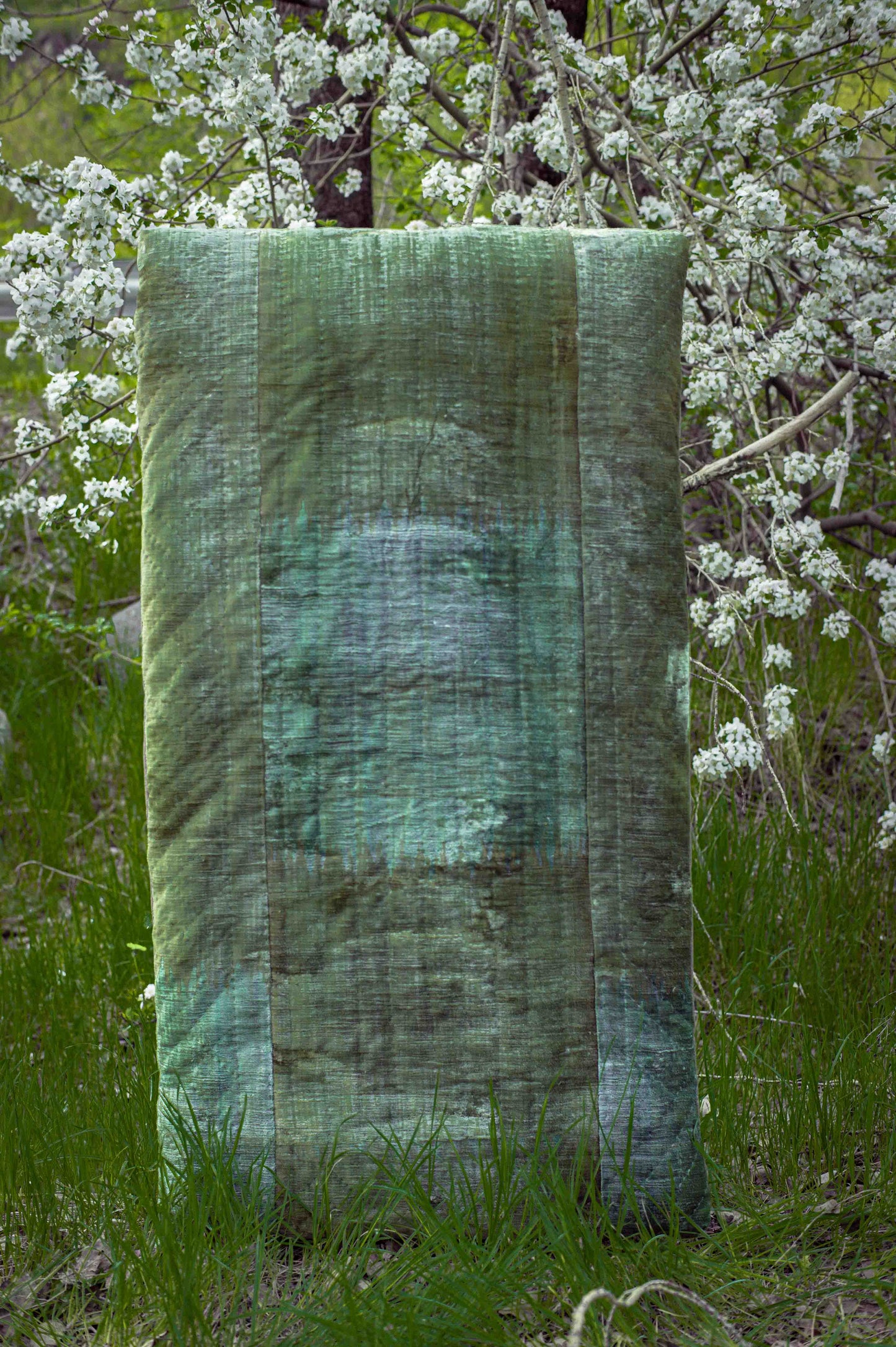 Körpe silk velvet futon